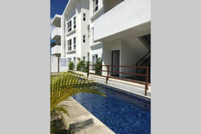 Brand new apartment, minutes from the beach